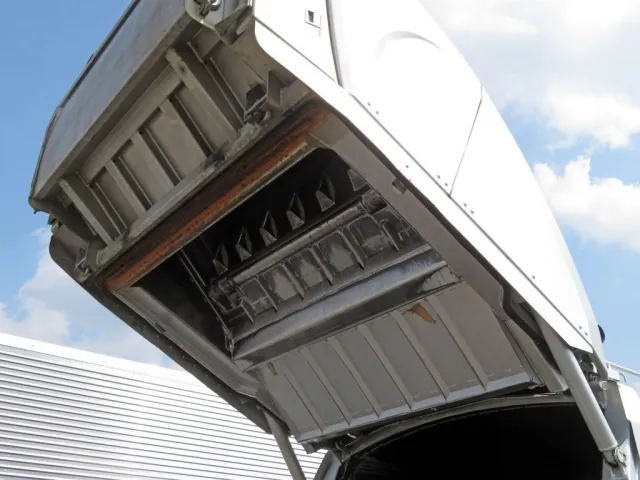 日野 レンジャー TKG-FC9JGAA(2WD)の写真8