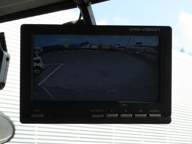 液晶バックモニター付きです。|日野 レンジャー TKG-FC9JGAA(2WD)の写真21