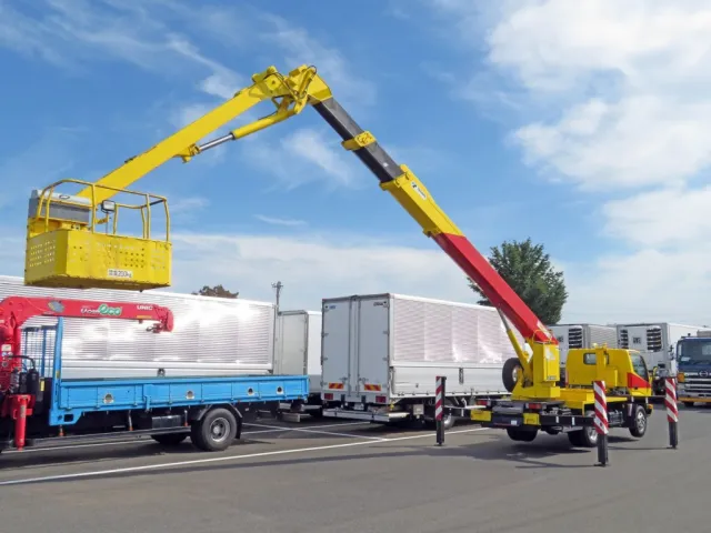 日野 デュトロ TKG-XZU640F(2WD)の写真4