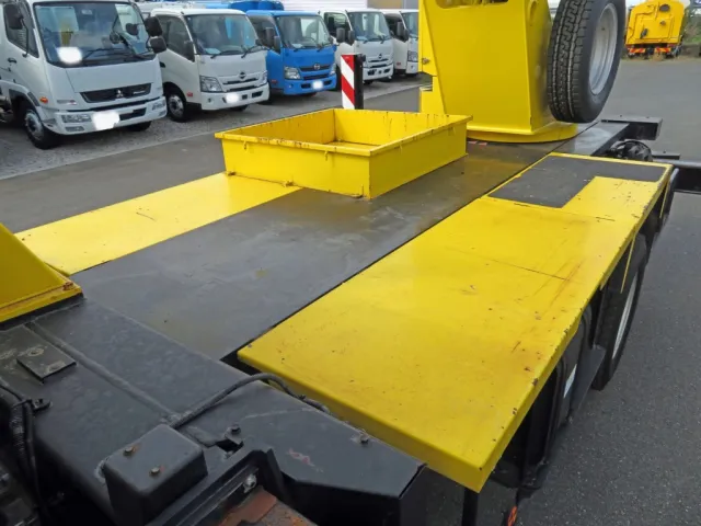 踊り場の状態です。|日野 デュトロ TKG-XZU640F(2WD)の写真37