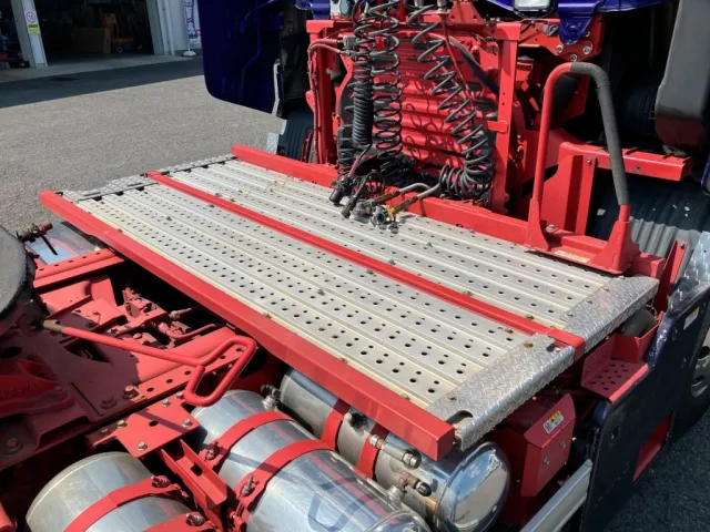 踊り場の状態です。|日野 プロフィア 2DG-SH1EDGGの写真14