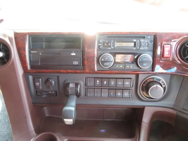 インパネ周りの状態です。|日野 プロフィア 2DG-SH1EDGGの写真20