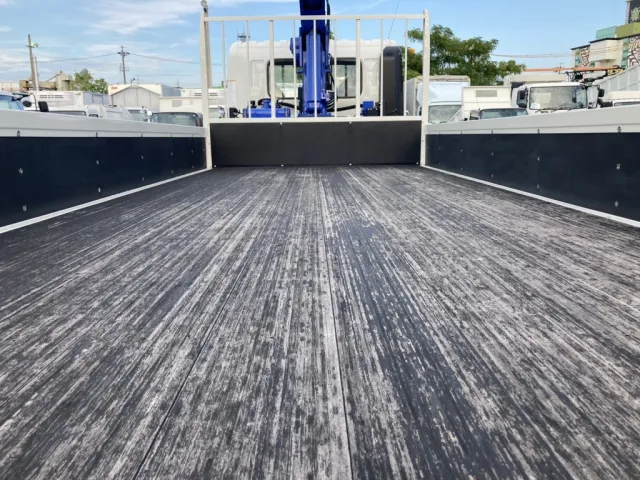 荷台内部です。|日野 レンジャー 2KG-FE2ACAの写真16