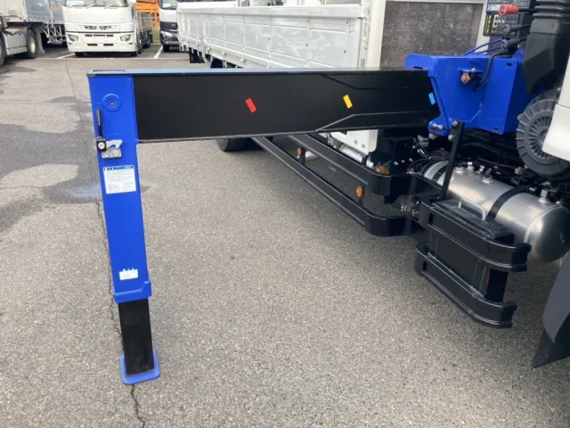 ワイドアウトリガーです。|日野 レンジャー 2KG-FE2ACAの写真23