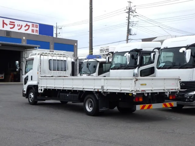 いすゞ フォワード TKG-FRR90S2(2WD)の写真3