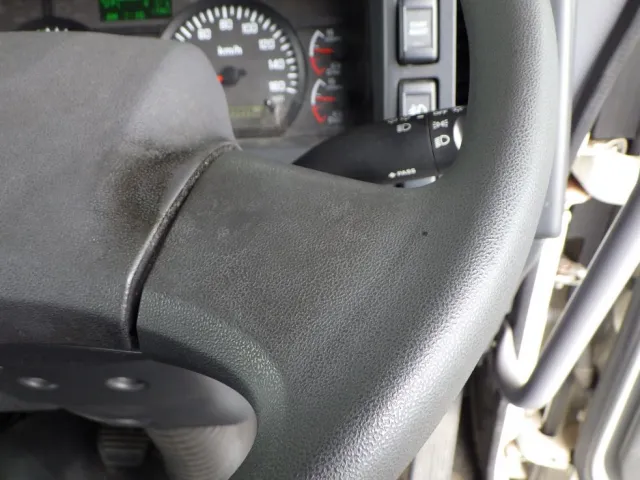 ハンドルにスレがあります。|いすゞ フォワード TKG-FRR90S2(2WD)の写真37