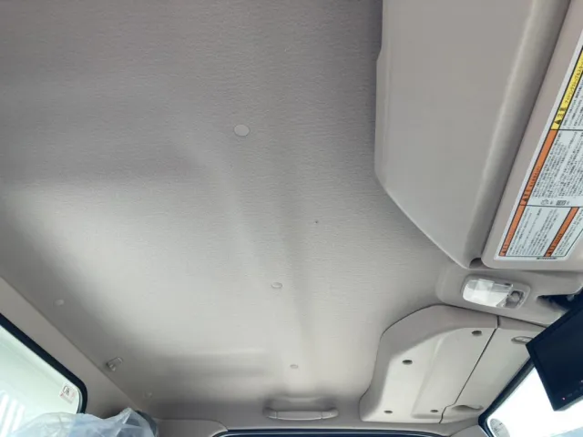 三菱 キャンター 2RG-FBA60(2WD)の写真10