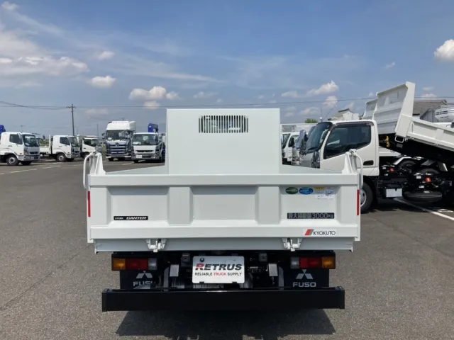 三菱 キャンター 2RG-FBA60(2WD)の写真11