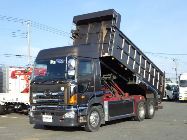 日野 プロフィア QKG-FS1EPEAの写真1