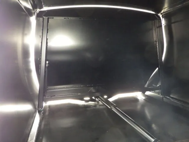 シリンダー及び排出板裏側の状態です。|トヨタ アトラス 2KG-XZU605A(2WD)の写真11