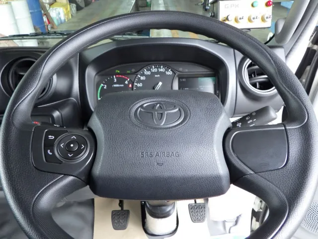 トヨタ アトラス 2KG-XZU605A(2WD)の写真21