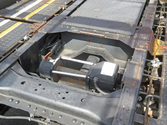 ウィンチ付きです。(ワイヤー欠品・作動不良)|三菱 ファイター 2DG-FQ62Fの写真17