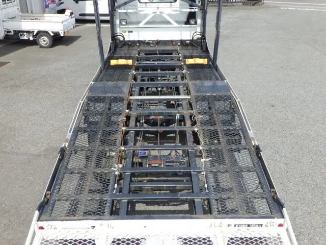 1Fフロアーの状態です。|三菱 キャンター TKG-FEB90(2WD)の写真9