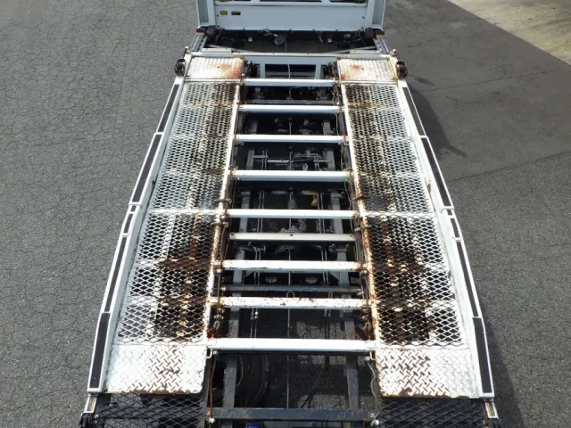 2Fフロアーの状態です。|三菱 キャンター TKG-FEB90(2WD)の写真11