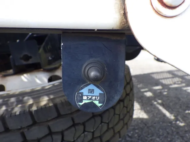 歩み板の操作スイッチです。|三菱 キャンター TKG-FEB90(2WD)の写真18