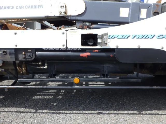 燃料タンクは100Lです。|三菱 キャンター TKG-FEB90(2WD)の写真21