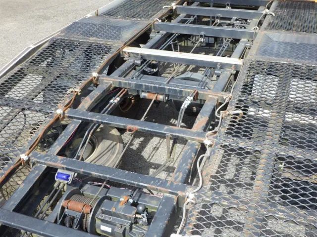 1fフロアーにサビがあります。|三菱 キャンター TKG-FEB90(2WD)の写真34