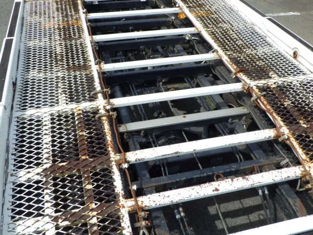 2Fフロアーにサビがあります。|三菱 キャンター TKG-FEB90(2WD)の写真35