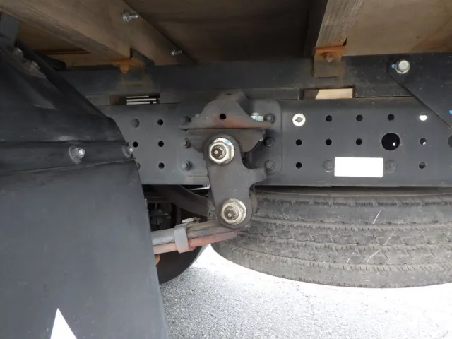 三菱 キャンター TPG-FEB50(2WD)の写真5