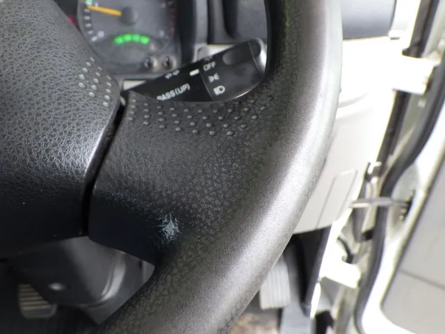 ハンドルにスレがあります。|三菱 キャンター TPG-FEB50(2WD)の写真39