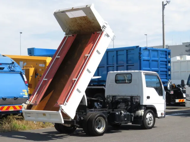 いすゞ エルフ TPG-NJR85AN(2WD)の写真4