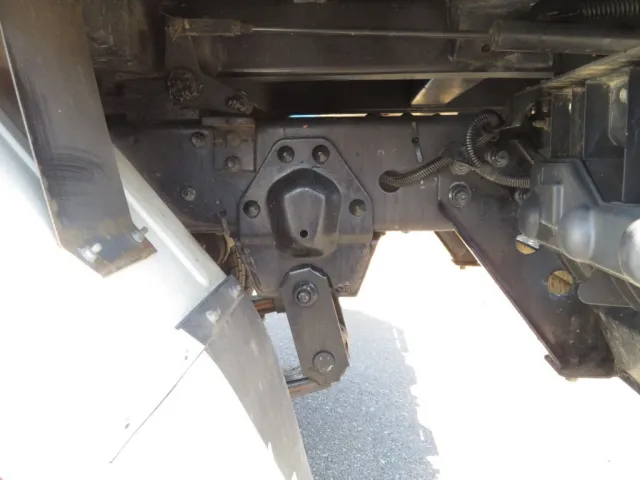 シャーシの状態です。|いすゞ エルフ TPG-NJR85AN(2WD)の写真5