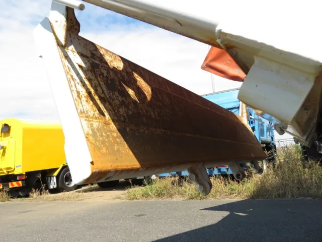 いすゞ エルフ TPG-NJR85AN(2WD)の写真11