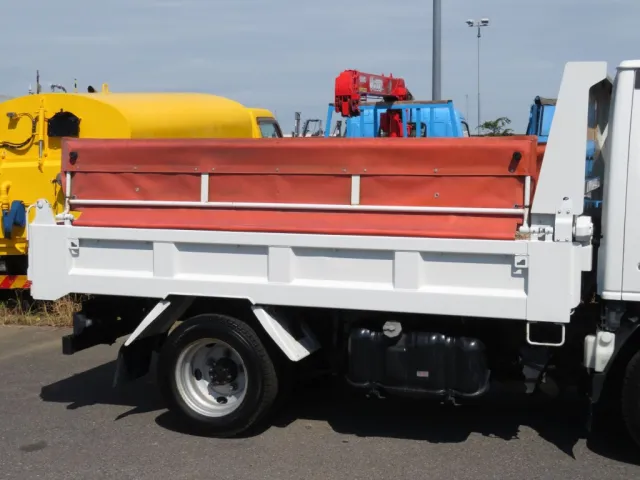 運転席側側面の状態です。|いすゞ エルフ TPG-NJR85AN(2WD)の写真36