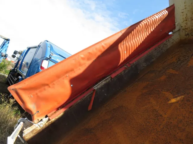 コボレーンシート内側の状態です。|いすゞ エルフ TPG-NJR85AN(2WD)の写真40