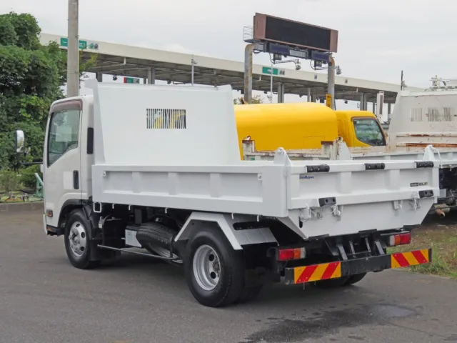 いすゞ エルフ TKG-NPR85YN(2WD)の写真4