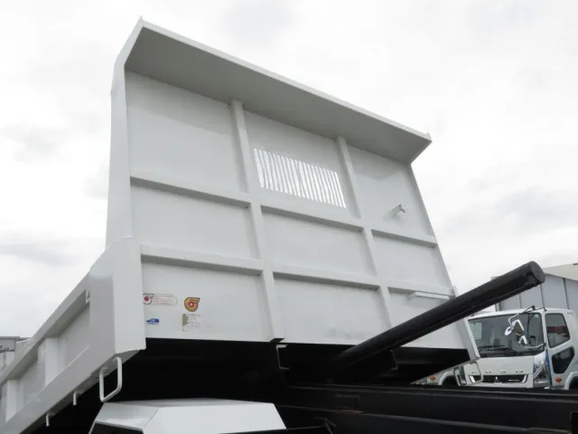 いすゞ エルフ TKG-NPR85YN(2WD)の写真11