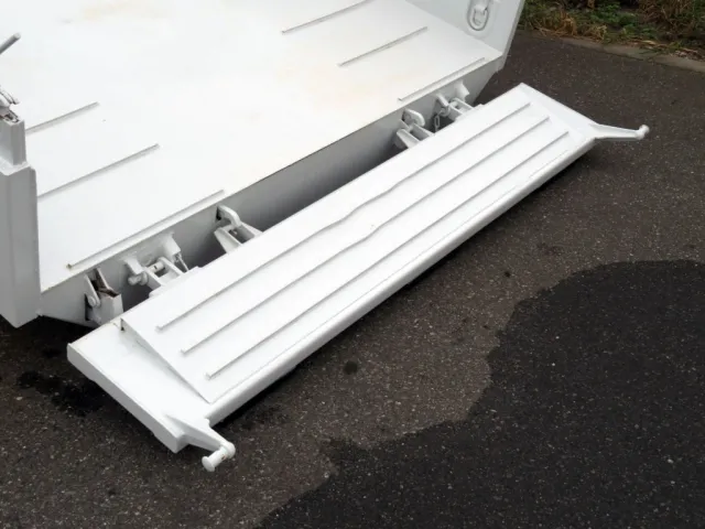 いすゞ エルフ TKG-NPR85YN(2WD)の写真17