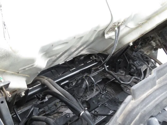 キャブ下面の状態です。|いすゞ エルフ TKG-NPR85YN(2WD)の写真31