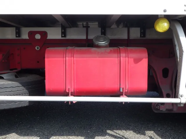 燃料タンクは１００Lです。|日野 レンジャー 2KG-FC2ABG(2WD)の写真22