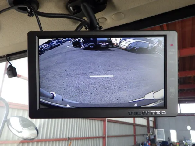 液晶バックモニター付きです。|日野 レンジャー 2KG-FC2ABG(2WD)の写真23