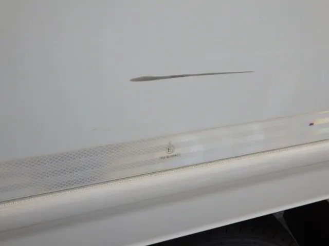 ボディーの助手席側にスレがあります。|日野 レンジャー 2KG-FC2ABG(2WD)の写真37