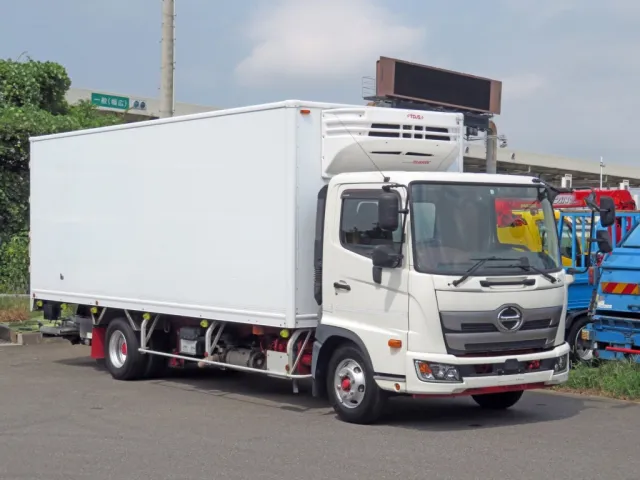 日野 レンジャー 2KG-FC2ABG(2WD)の写真2