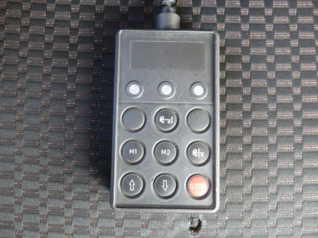 エアサスのコントローラーです。|日野 レンジャー 2KG-FC2ABG(2WD)の写真18