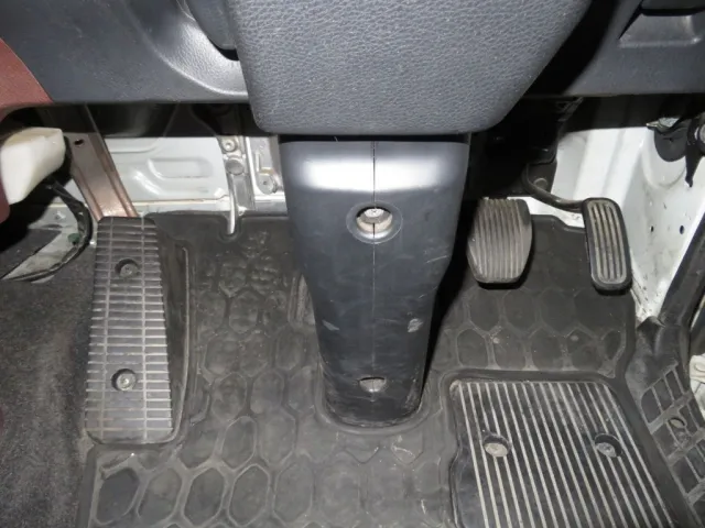 2ペダルです。|日野 レンジャー 2KG-FC2ABG(2WD)の写真22