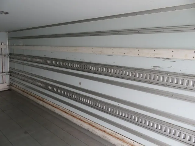 庫内側面の状態です。|日野 レンジャー 2KG-FC2ABG(2WD)の写真45