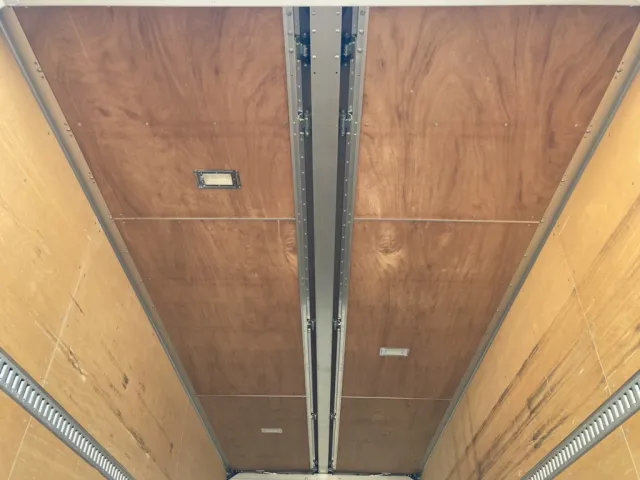 センタービーム仕様です。|いすゞ フォワード 2RG-FRR90T2(2WD)の写真23