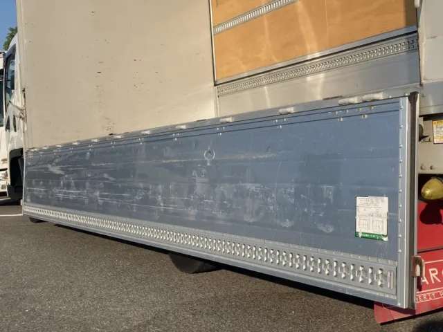 左アオリ裏の状態です。|いすゞ フォワード 2RG-FRR90T2(2WD)の写真27