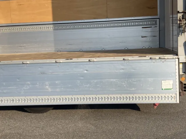 左アオリ裏(後方)の状態です。|いすゞ フォワード 2RG-FRR90T2(2WD)の写真47