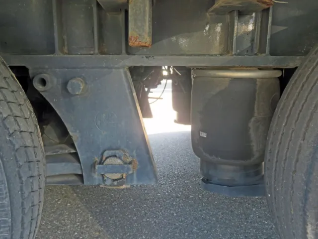 エアサスです。|トレクス  PLB34112改の写真5