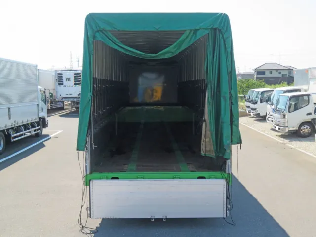 リアシートは運転席側に開きます。（レール渋いです）※上部のシート左右のみ固定されています。|トレクス  PLB34112改の写真7