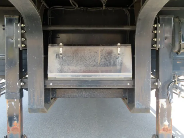 工具箱付きです。（ステンレス製です）|トレクス  PLB34112改の写真18