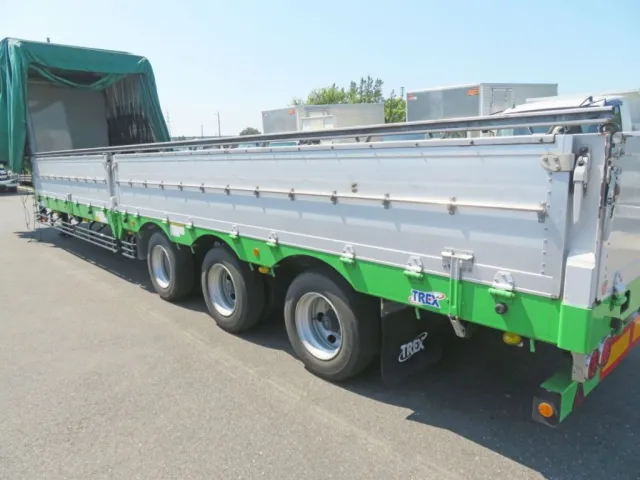 あおりにキズ・スレ・があります。|トレクス  PLB34112改の写真45