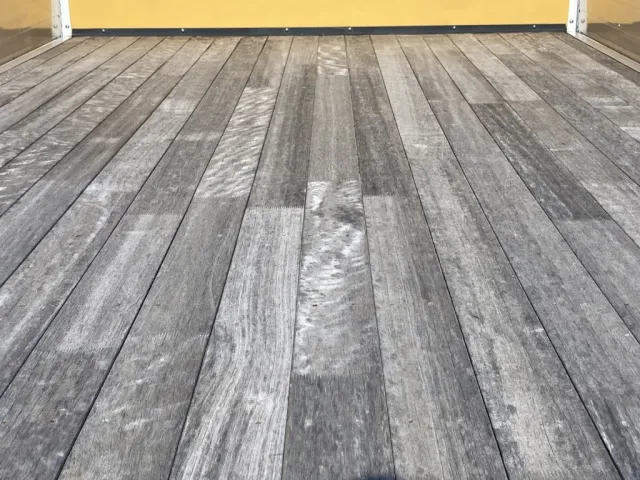 床前方の状態です。|日野 レンジャー 2PG-FE2ACAの写真17