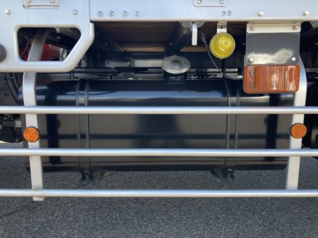 燃料タンクです。|日野 レンジャー 2PG-FE2ACAの写真28