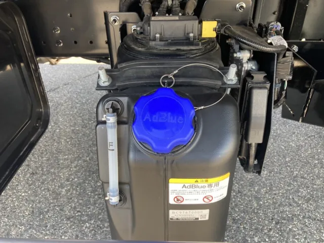 アドブルータンクです。|日野 レンジャー 2PG-FE2ACAの写真29
